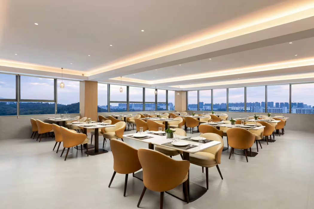 Ramada by Wyndham Zhaoqing Dawang 25/38