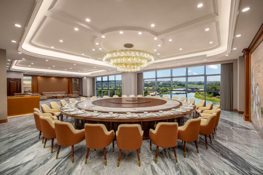Wyndham Huazhou South 37/41