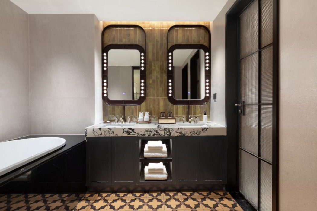 Days Hotel by Wyndham Urumqi Pingchuan Road 18/36