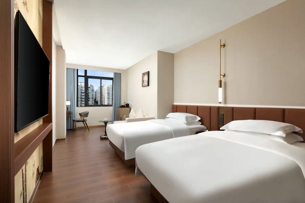 Ramada Encore by Wyndham Shantou Longhu 7/32