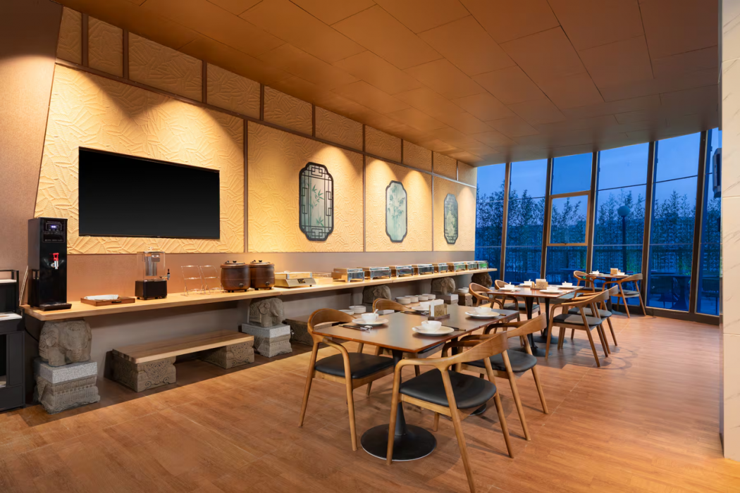 Ramada Encore by Wyndham Shantou Longhu 25/32
