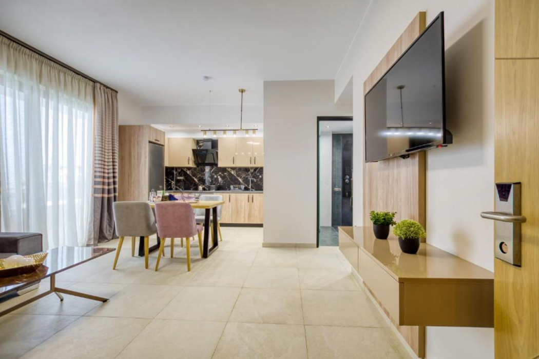 Sapphire Horizon Suites 42/94