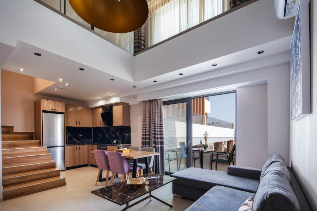 Sapphire Horizon Suites 16/94