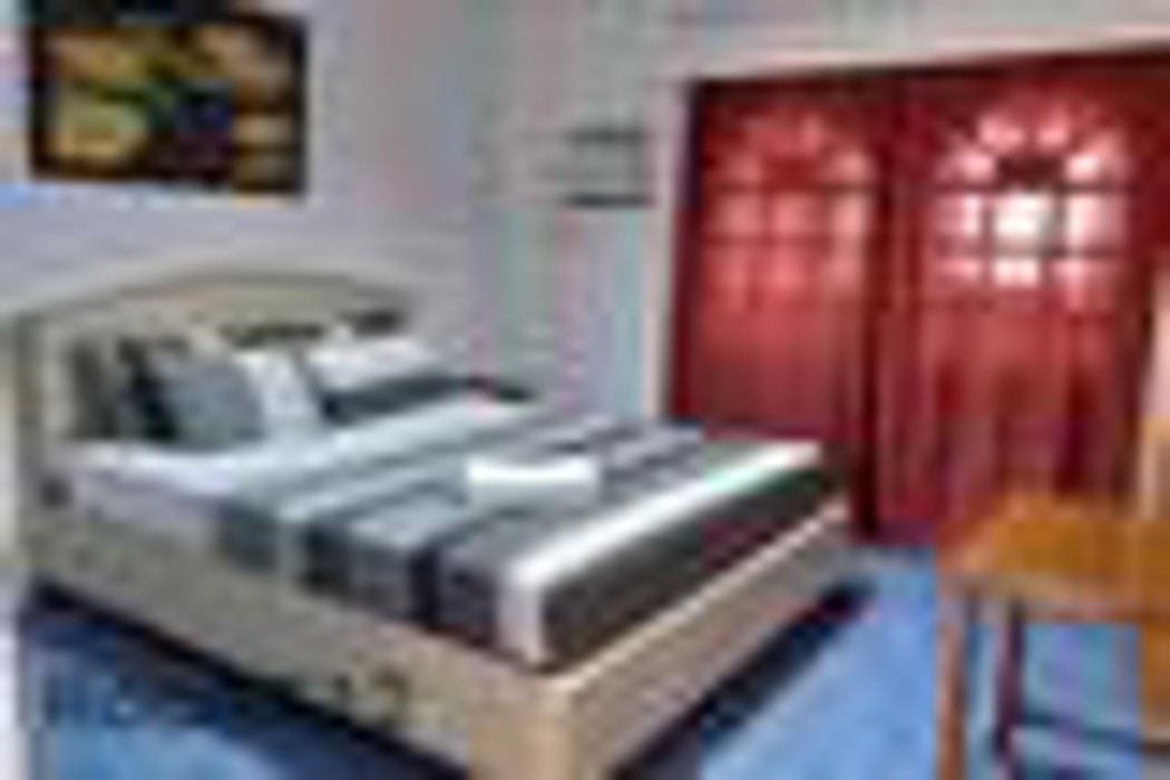 Erikos House 8/34