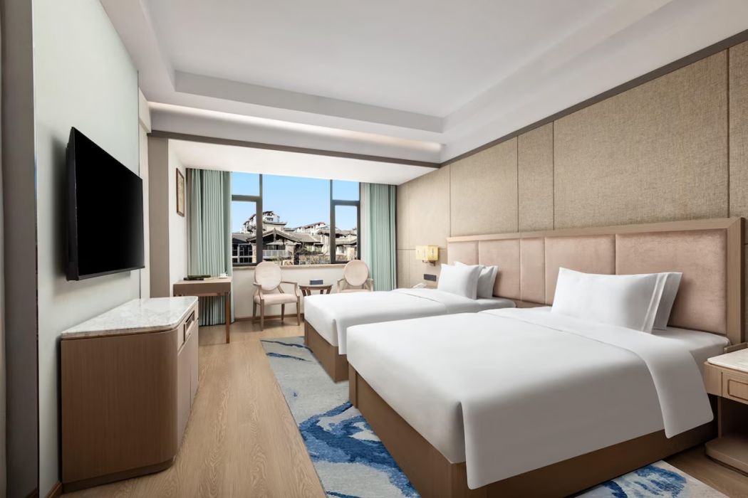Days Hotel by Wyndham Lijiang Gucheng 7/26