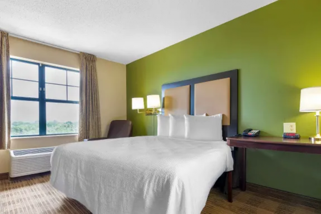Extended Stay America Suites Raleigh Midtown 11/40