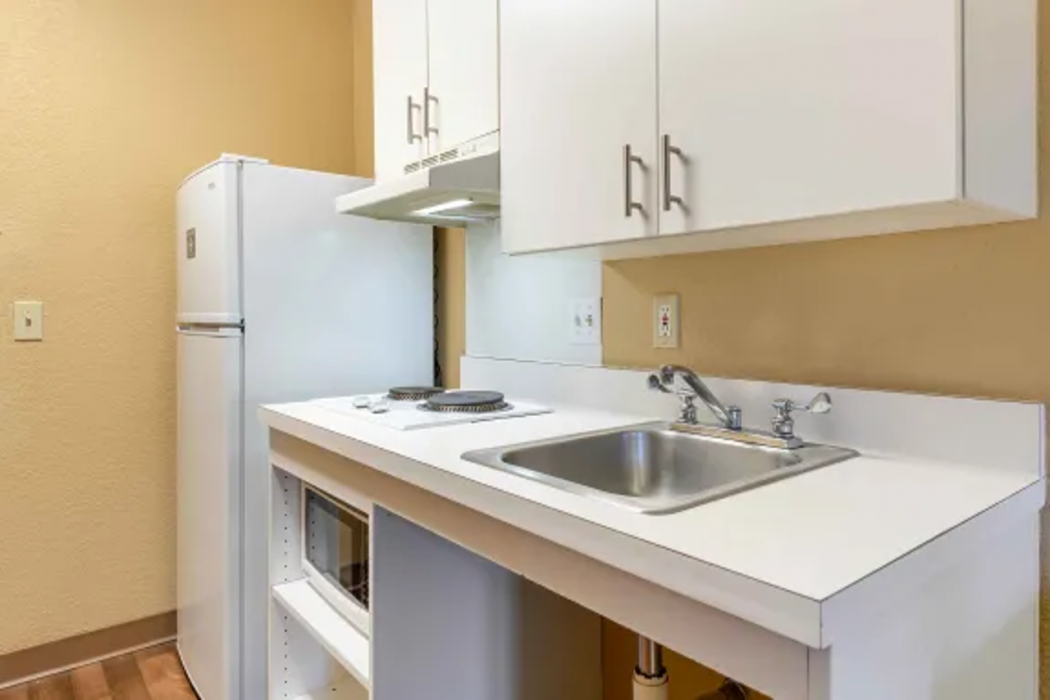 Extended Stay America Suites Raleigh Midtown 12/40