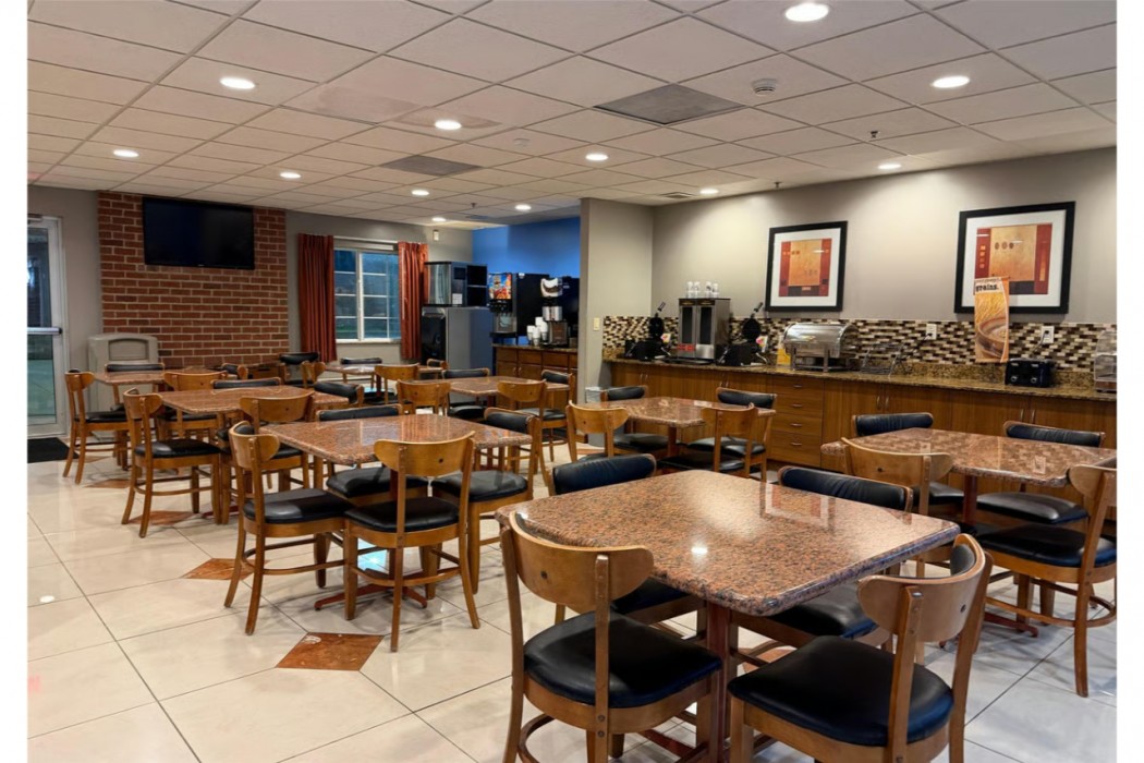 SureStay by Best Western South Bend 12/12