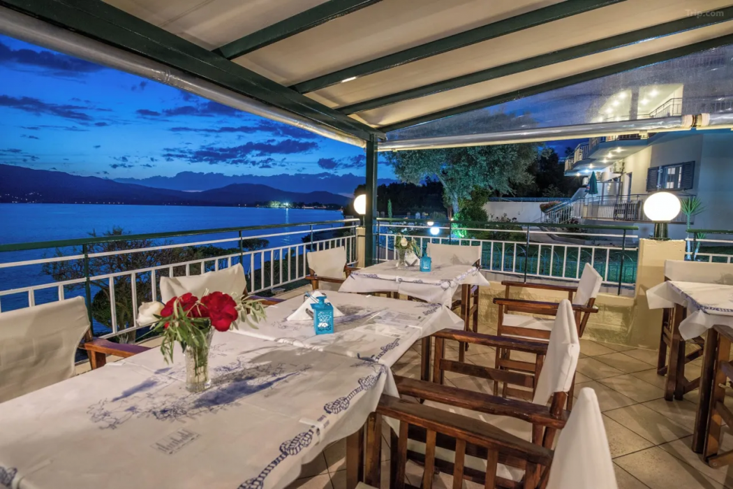 Cliff Bay Hotel 30/62