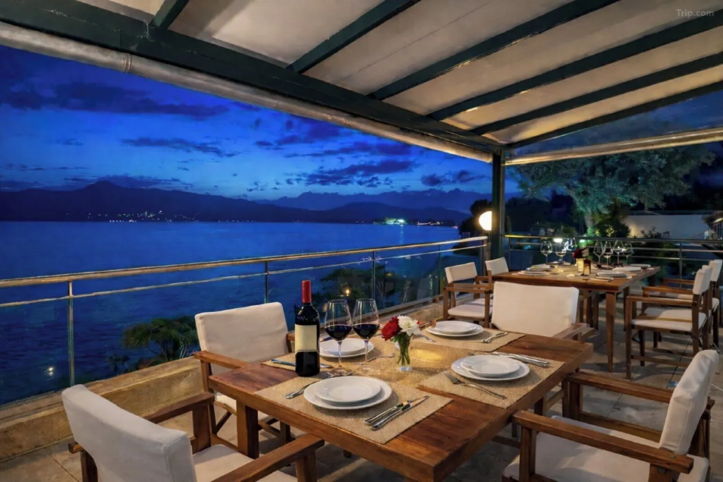 Cliff Bay Hotel 28/62