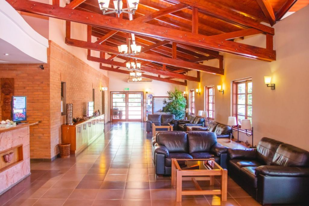 Lobby at Nobile Hotel Papillon, Bella Vista PY