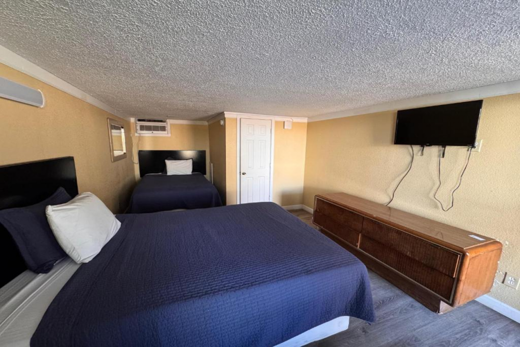 Room at CMI Hotel 1935 Myrtle Beach SC, MYRTLE BEACH - SC