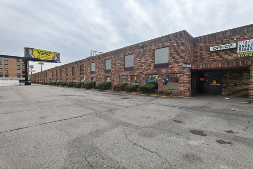 Plaza Hotel By OYO Calumet Park Near Alsip I 57 in Calumet Park - IL