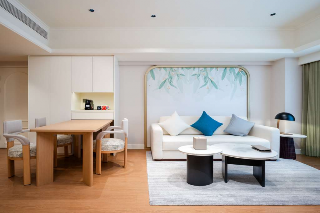 Swissotel Living Shanghai Hongqiao 9/18