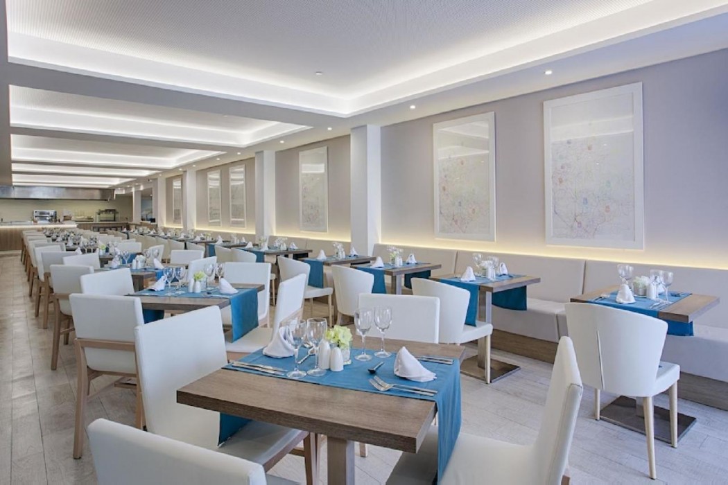Grupotel Farrutx 40/58