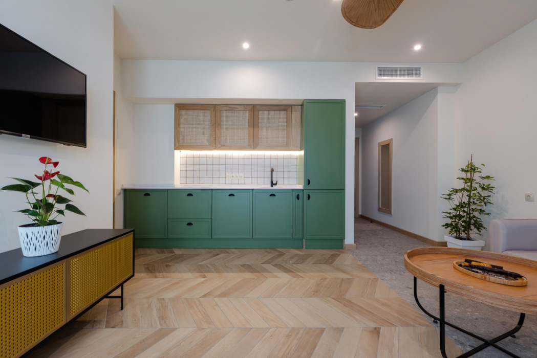 MiraMar Luxury Residences 54/86