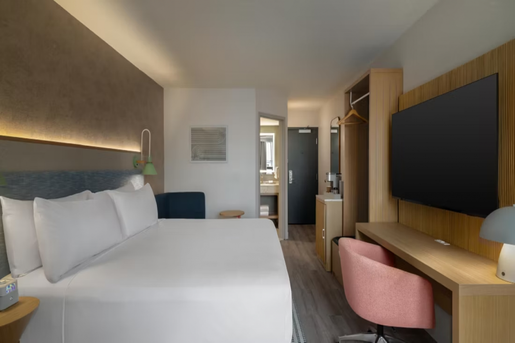 EVEN Hotel Detroit North - Troy 6/20
