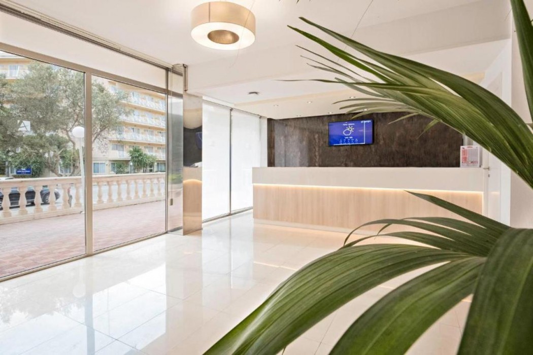 Lobby at Azuline Hotel Bahamas and Bahamas II, LLUCMAJOR