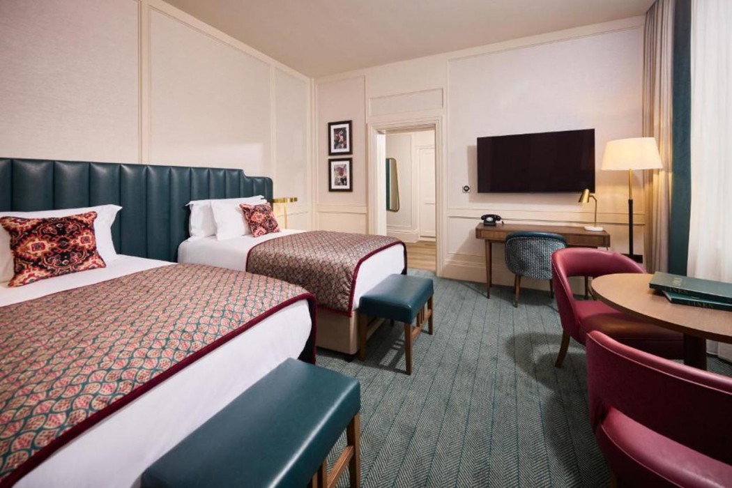 The Bedford Hotel, Belfast 10/45