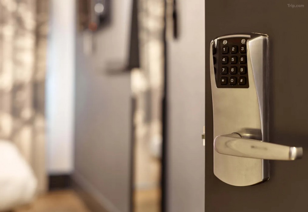 B&B HOTEL Marne-la-Vallee Torcy Vaires 18/35