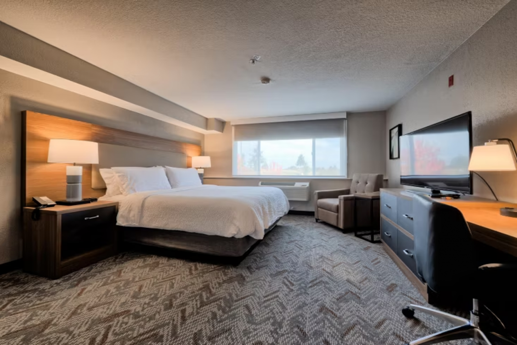 Candlewood Suites Tacoma Mall by IHG 10/57