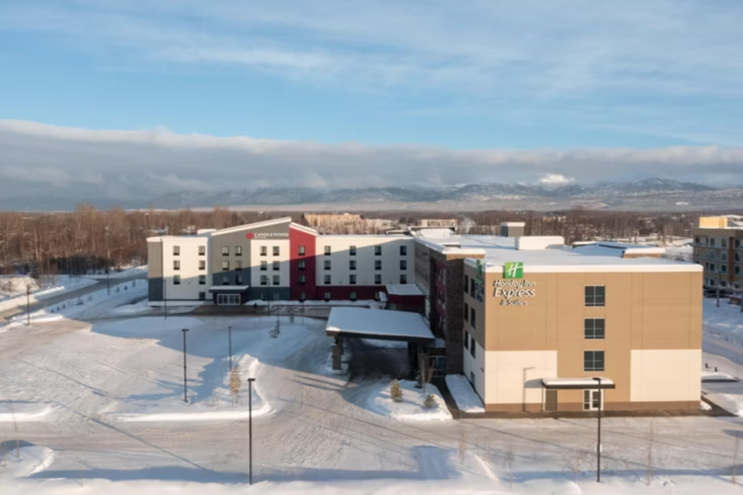 Holiday Inn Express And Suites Anchorage Midtown by IHG 2/60