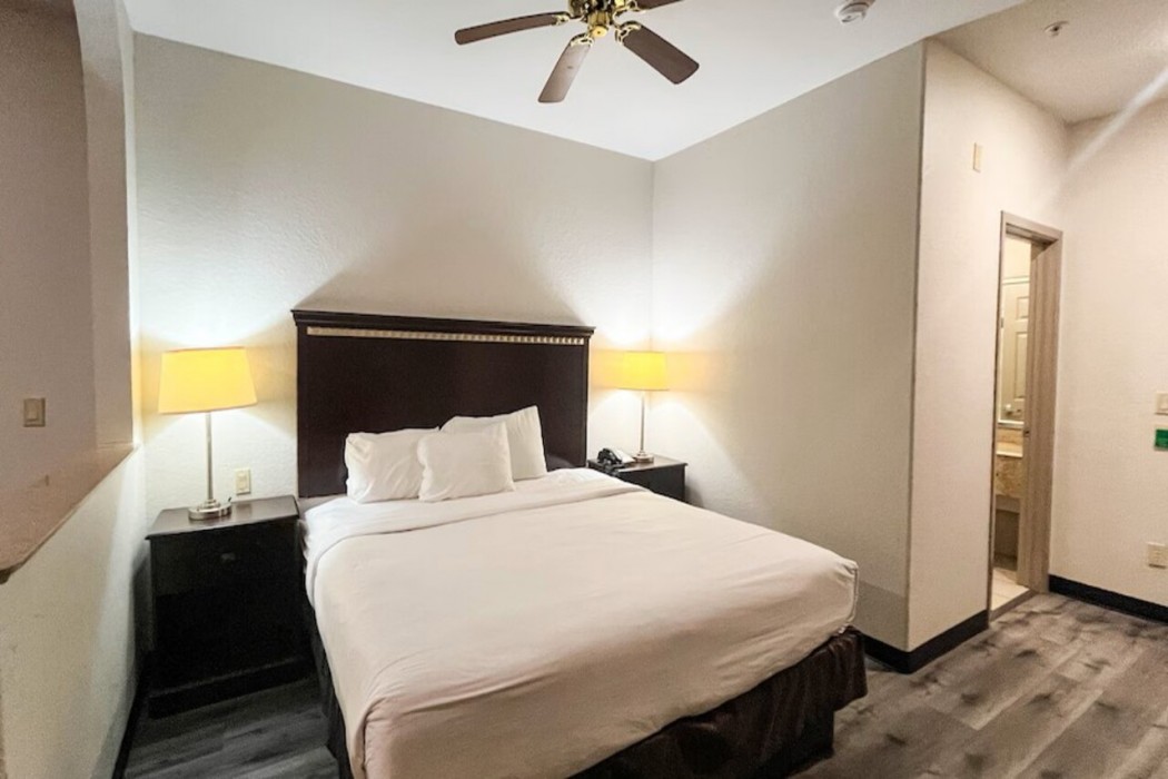 Studio6 Suites Houston TX Spring 6/22