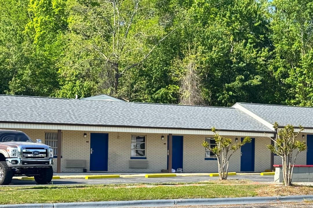 Williamston Inn NC Near Greenville US 64 6/33