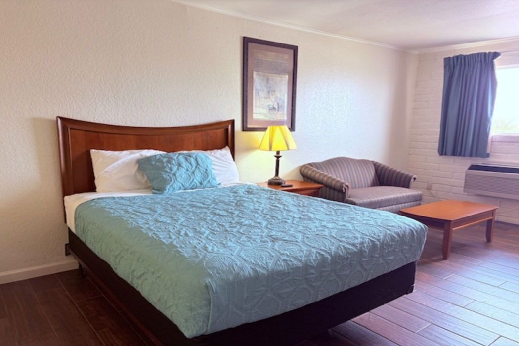 Champions Inn Del Rio Near Lake 11/40