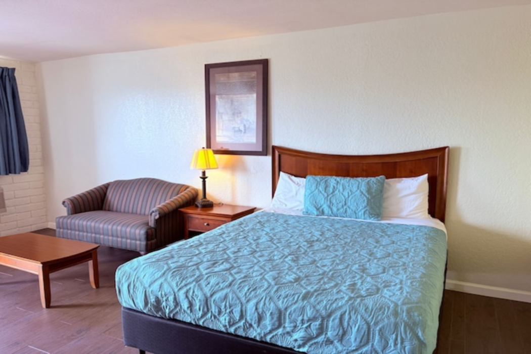 Champions Inn Del Rio Near Lake 9/40