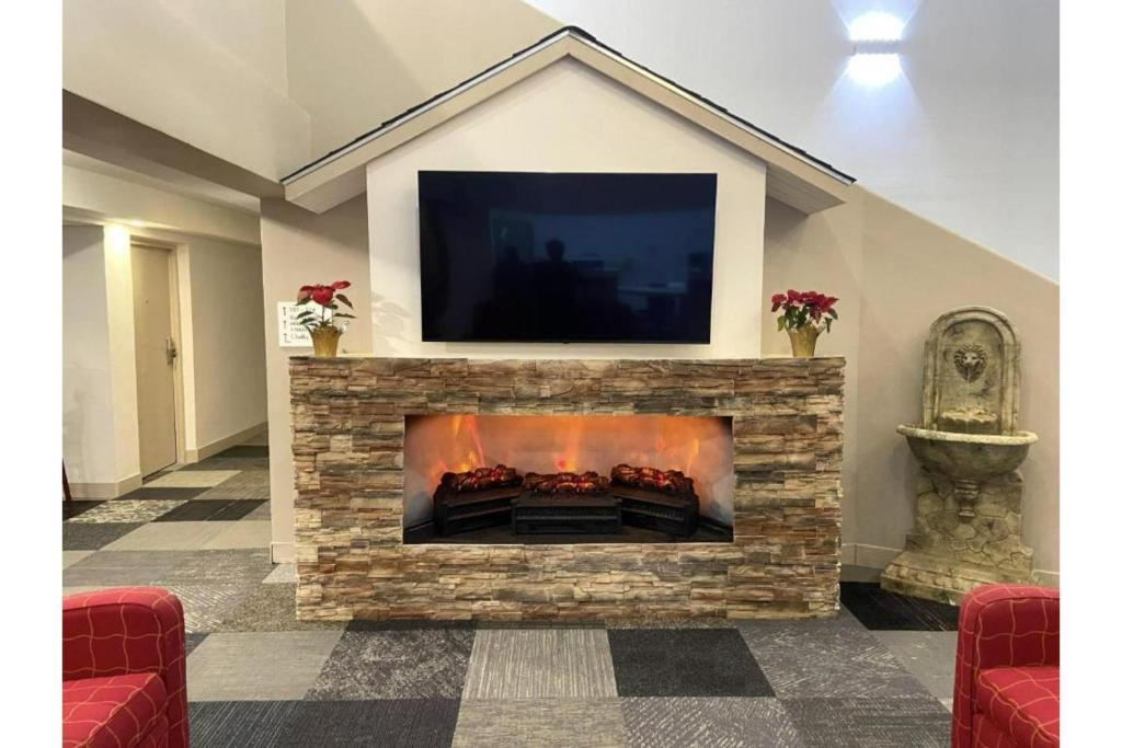 University Inn of Carbondale by Hotel O 7/49
