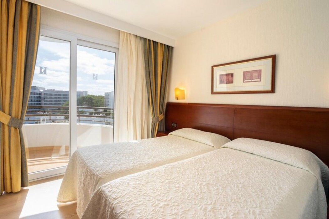 Hipotels Dunas Cala Millor Aparthotel 11/62