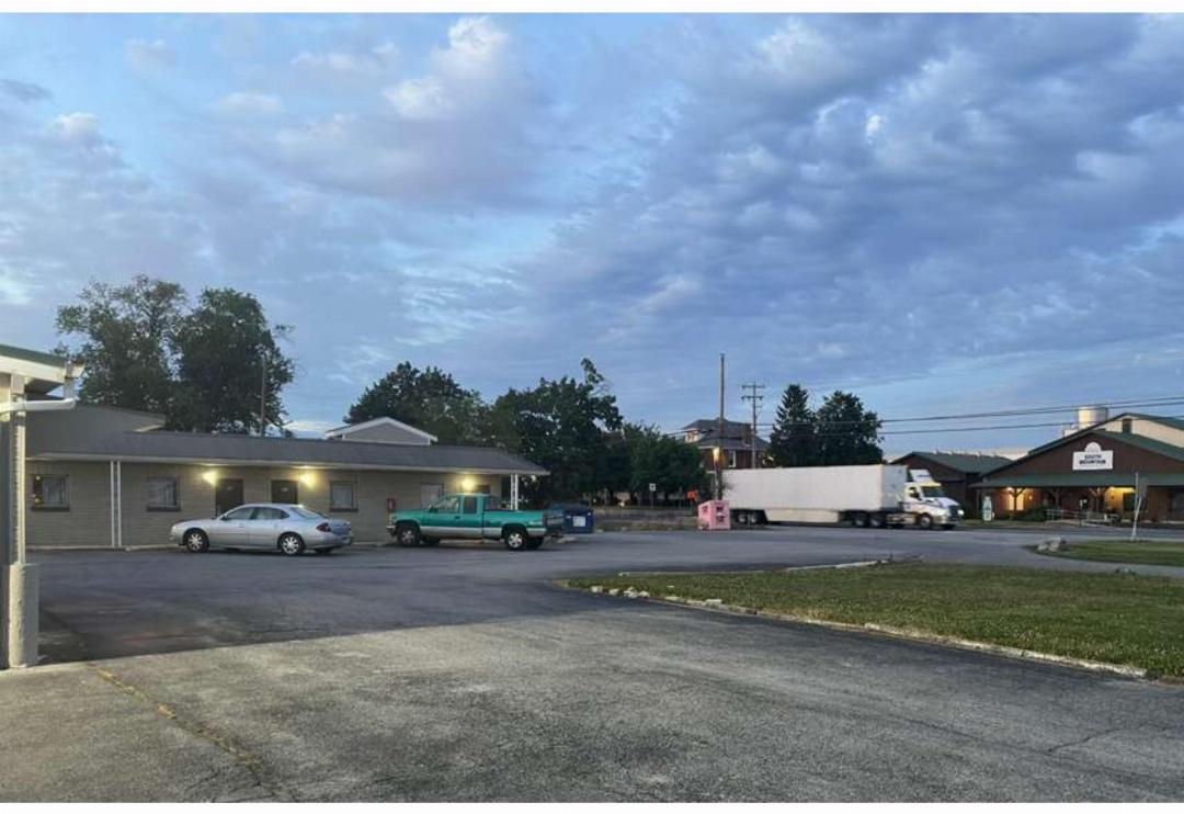 OYO Royal Inn Motel in CHAMBERSBURG - PA