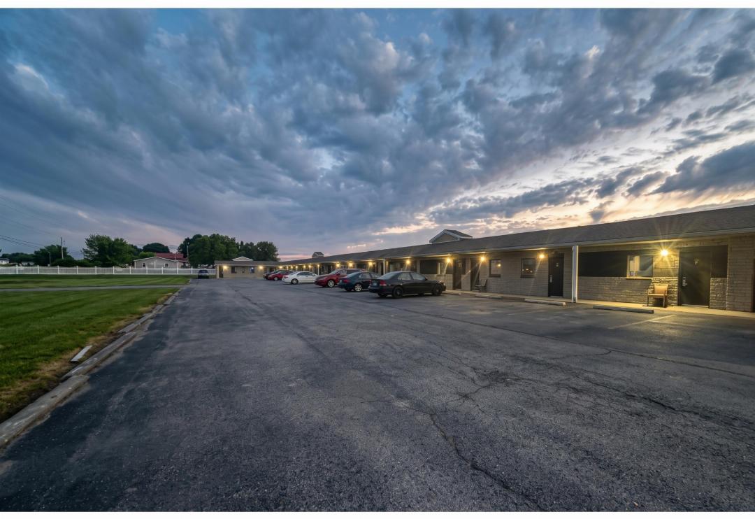 OYO Royal Inn Motel 8/10