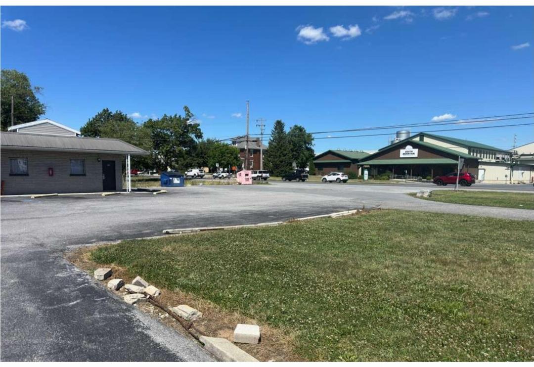 OYO Royal Inn Motel 7/10