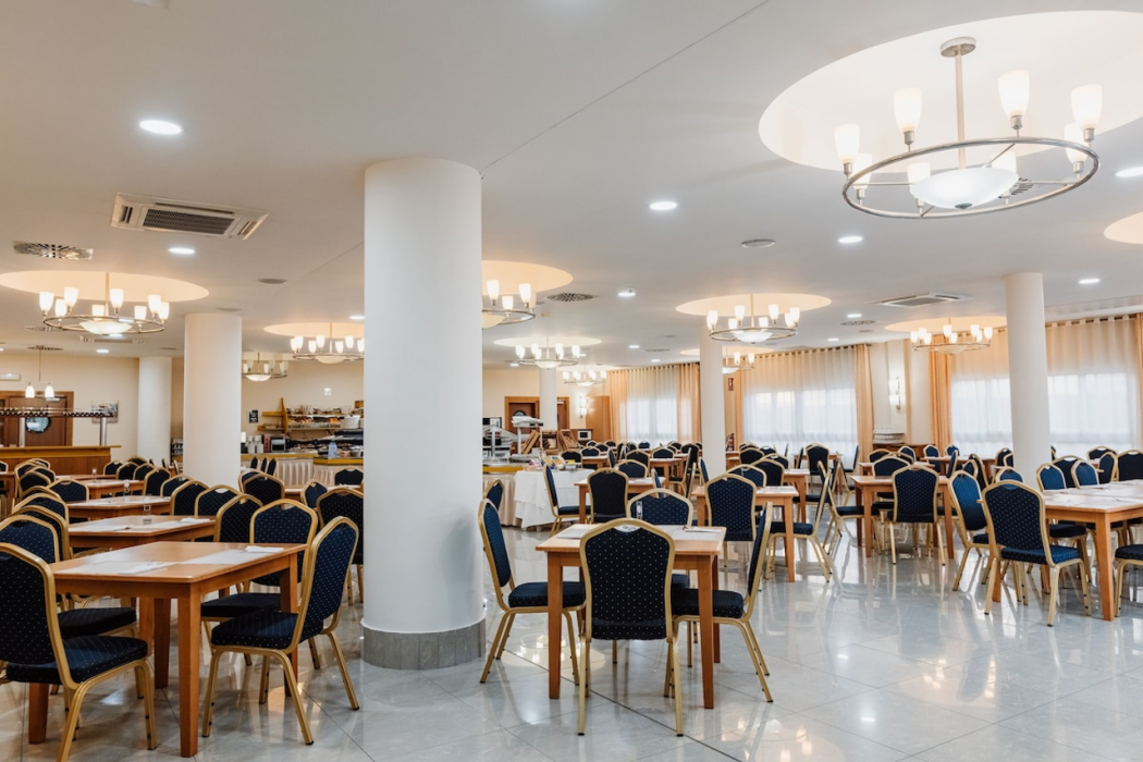 Gaviotas Hotel & Event Center 17/35