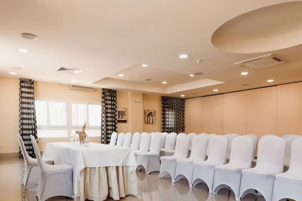 Gaviotas Hotel & Event Center 16/35