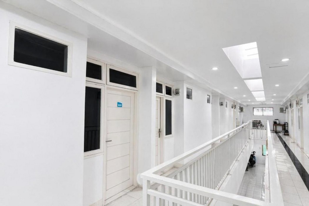 Hotel O near Bunda Thamrin Hospital formerly Airis Hotel 9/18