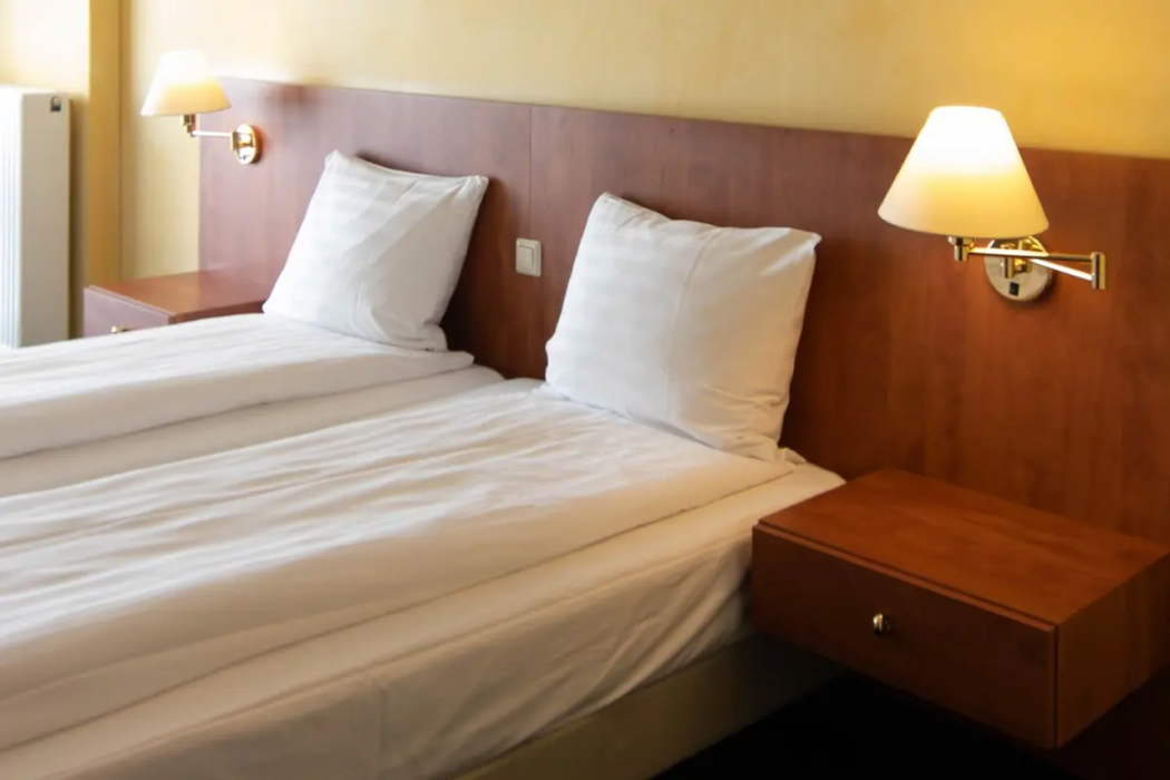Grand Hotel Monopole 8/15