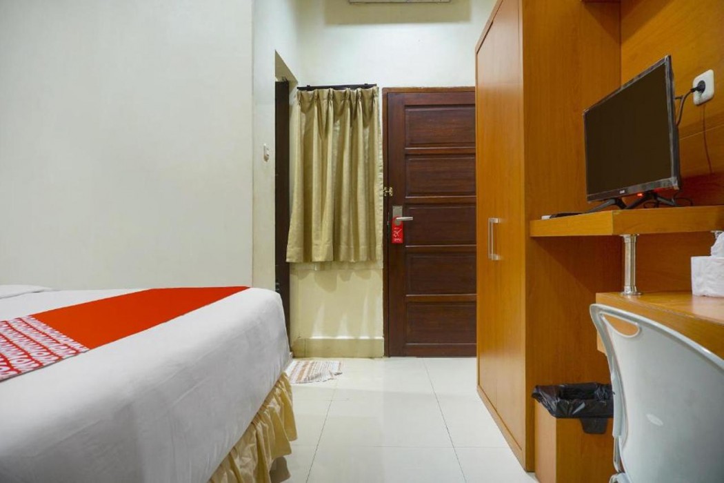 Hotel O near Mall Panakukang formerly Rika Hotel Makassar 14/30