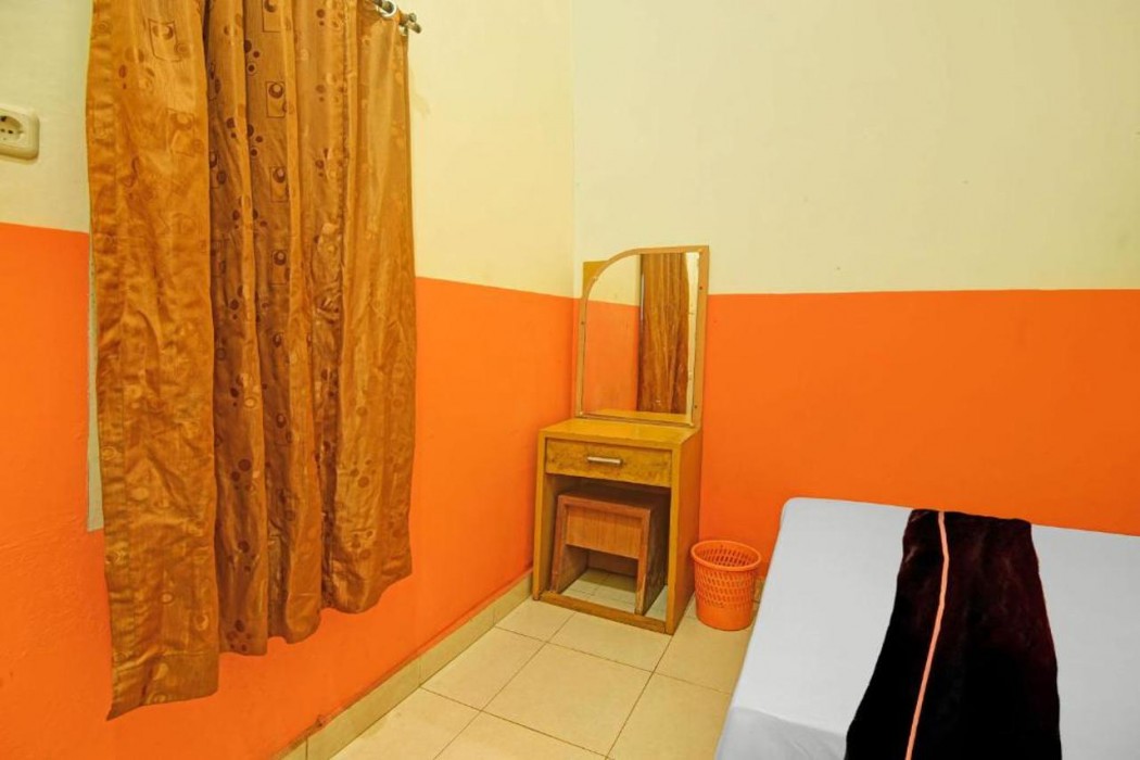 Hotel O near Mall Panakkukang formerly Aza Guesthouse 21/34