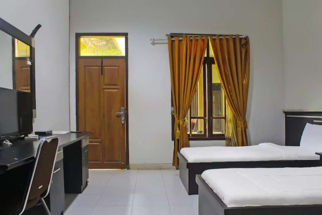 Collection O near Radin Inten II Airport formerly Hotel Aero 12/14