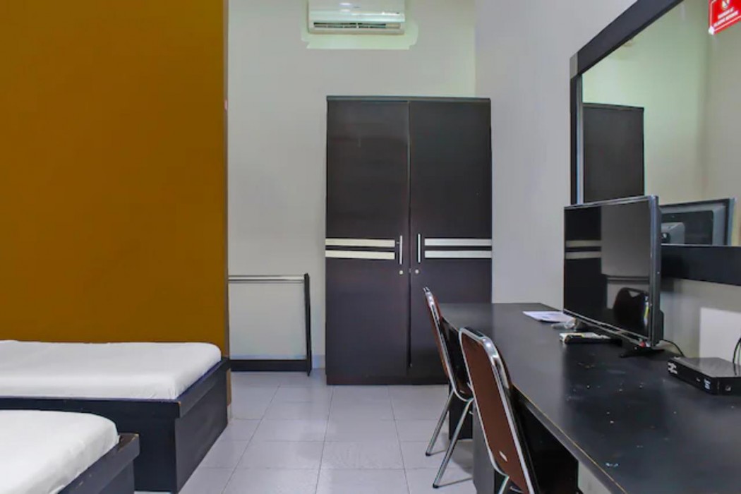 Collection O near Radin Inten II Airport formerly Hotel Aero 10/14