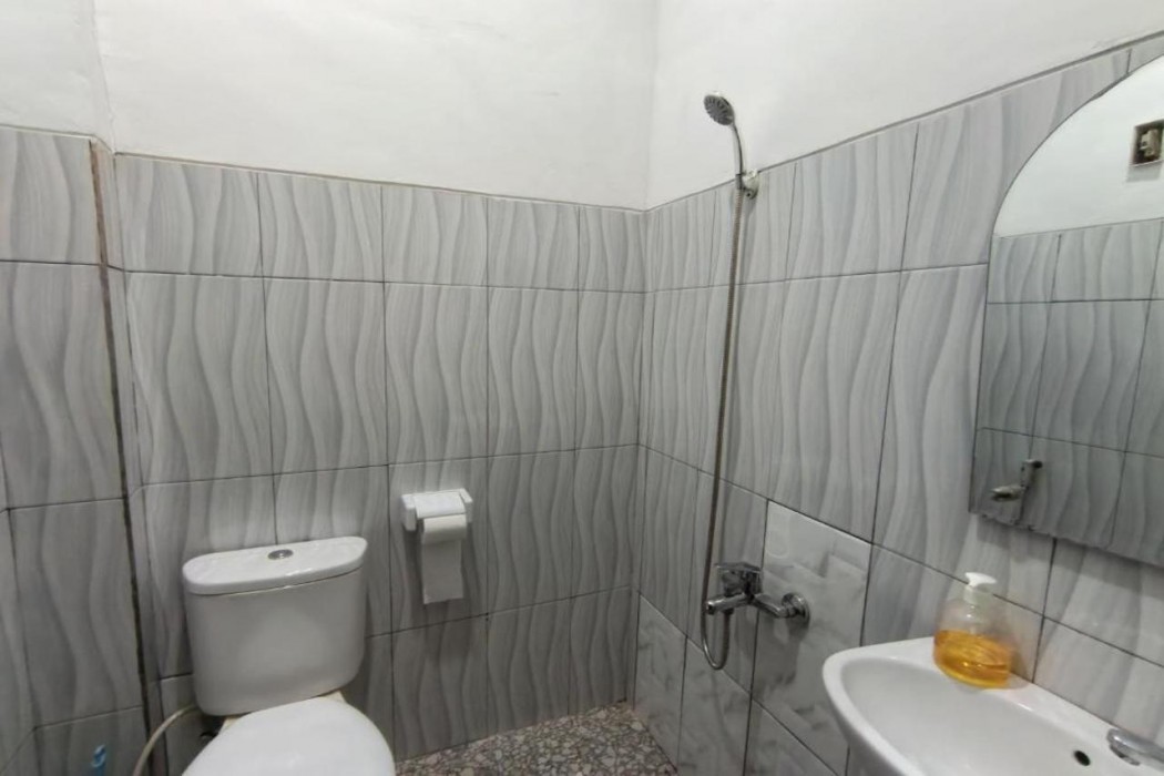 Hotel O near Palangka Raya Mall formerly Wisma Esun Bue Palangkaraya 25/26