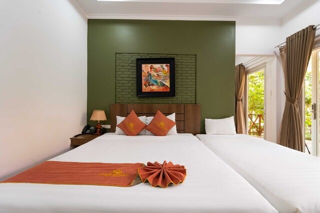 Sunday Lotus Garden Resort By The Sea Mui Ne 16/40