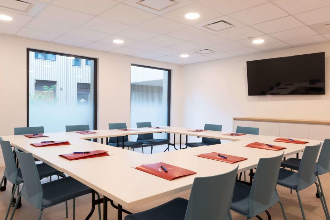 Ibis Styles Paris Pont d'Ivry 16/24