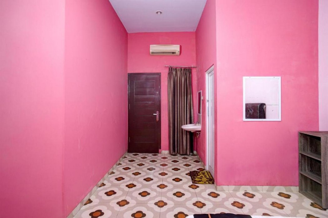Hotel O near Urip Sumoharjo Hospital formerly Yasmine Guesthouse Syariah 7/21