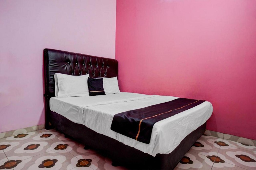 Hotel O near Urip Sumoharjo Hospital formerly Yasmine Guesthouse Syariah 9/21