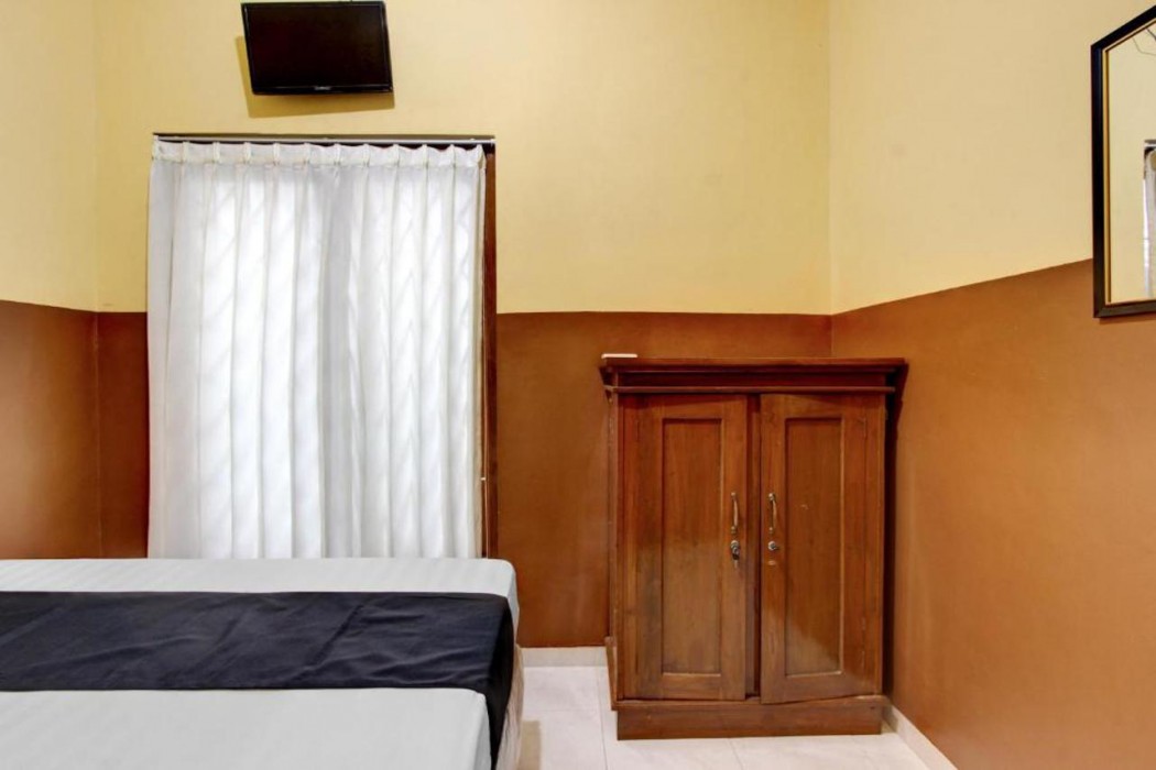 Hotel O near Ahmad Dahlan University formerly Endrayanti Inn 9/17