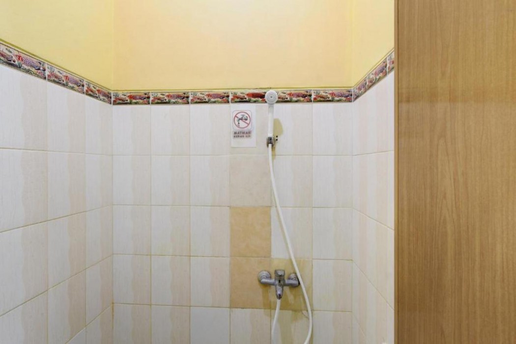 Hotel O near Ahmad Dahlan University formerly Endrayanti Inn 14/17